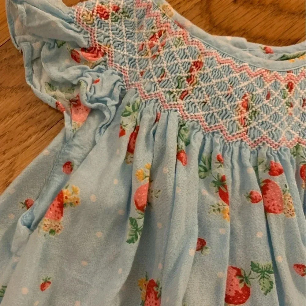 QE Question Everything Strawberry Smocked Dress Size 18-24 Months - Picture 2 of 7